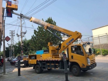 巴中平昌高空作業(yè)車出租 路燈車出租 節(jié)假日不休