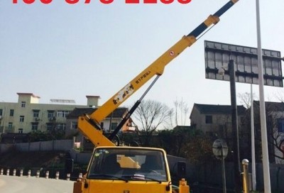 武漢有實力放心路燈車出租武漢路燈車出租